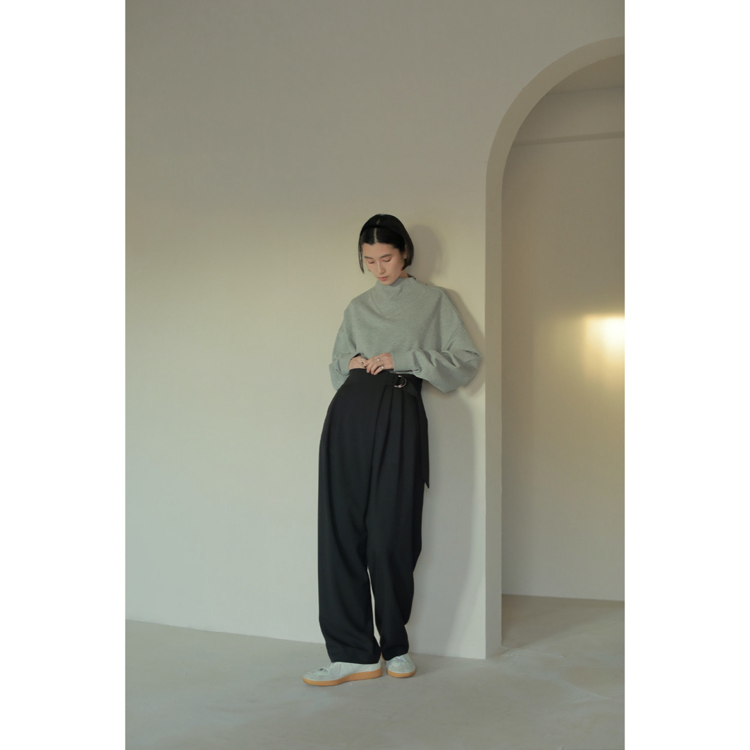 CLANE(クラネ)の CLANE MANOF WRAP BELT PANTS  ラップベルトパンツ レディースのパンツ(カジュアルパンツ)の商品写真