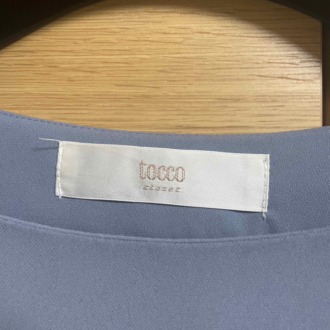 TOCCO closet(トッコクローゼット)の【tocco closet】ブルーワンピース 袖レース 肩リボン付き レディースのワンピース(その他)の商品写真