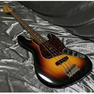 SQUIER - 【出音OK】Squier by fender JAZZ BASS レッド系の通販｜ラクマ