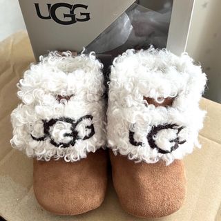 UGG - 新品　未着用　UGG ファーストシューズ　6-12ヶ月　ブーツ　ルームシューズ