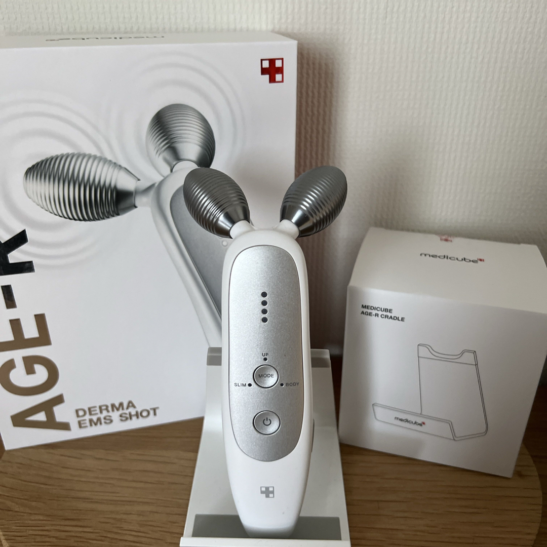 medicube AGE-R ダーマEMSショット medicube AGE-R ダーマEMSショット