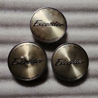 Exeeder  センターキャップ　直径約5.9cm ３個 全国送料込み(ホイール)