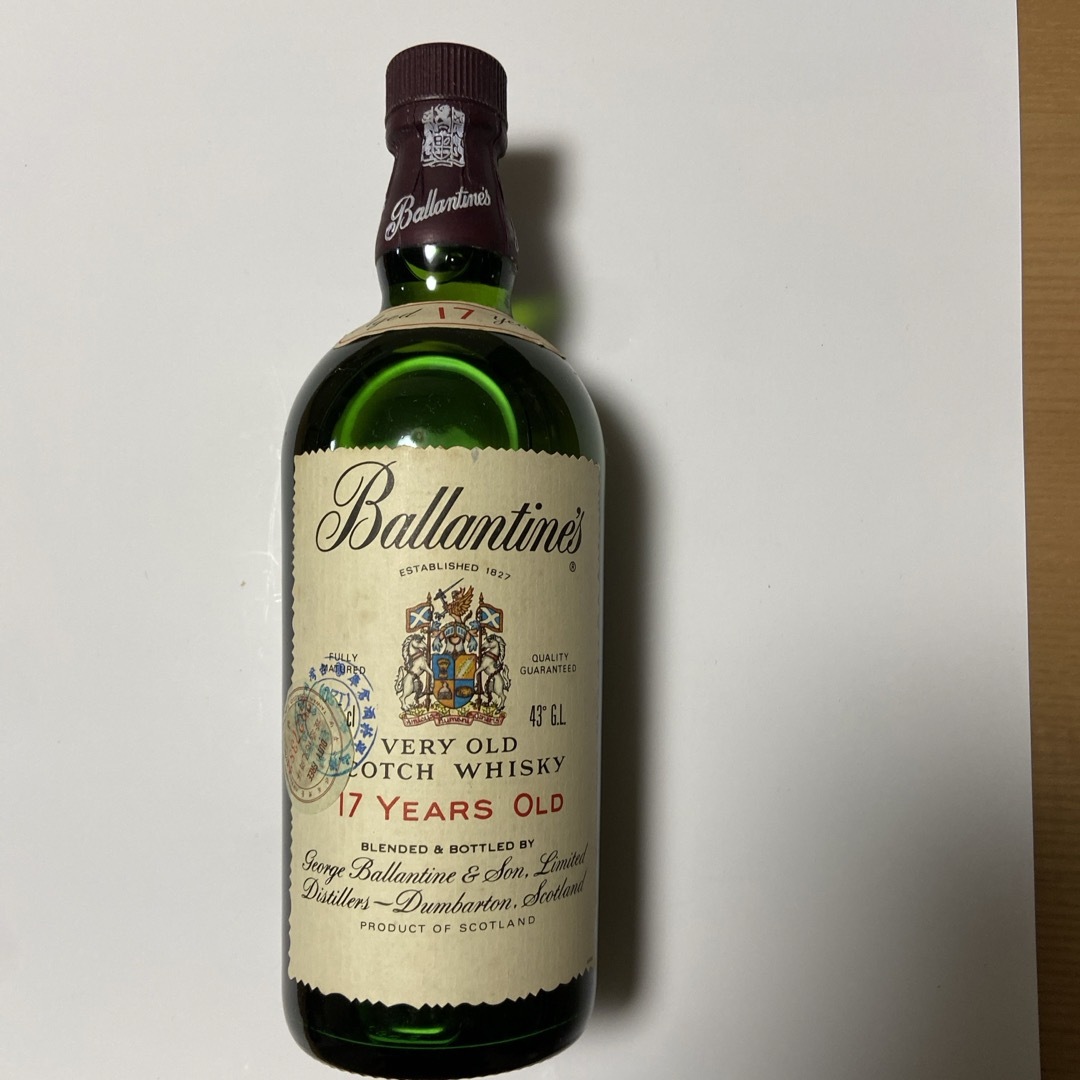 バランタイン(バランタイン)の古酒 Ballantine's バランタイン17年　未開封 食品/飲料/酒の酒(ウイスキー)の商品写真