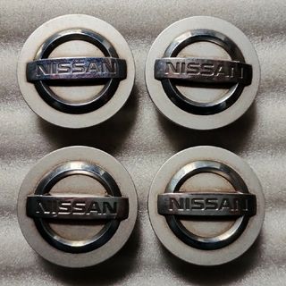 ニッサン(日産)の日産アルミホイール用センターキャップ　16インチで使用　直径約5.3cm 送料込(ホイール)