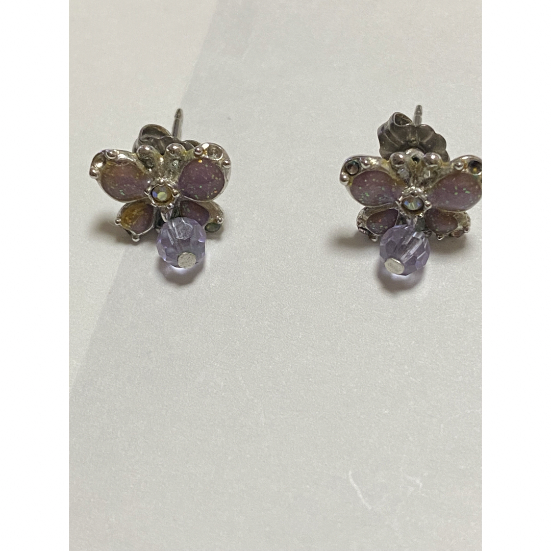 ANNA SUI(アナスイ)のアナスイ　ピアス⭐︎ラベンダー色！ レディースのアクセサリー(ピアス)の商品写真