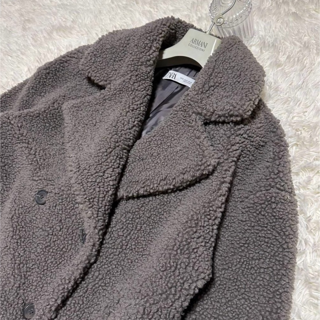 ZARA - 完売品・未使用級✨ ザラ ダブルブレスト フェイク ボア ZARA - 完売品・未使用級✨ ザラ ダブルブレスト フェイク ボア