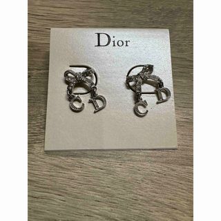 ディオール(Dior)のCHRISTIAN DIOR クリスチャン ディオール リボン　ピアス(ピアス)