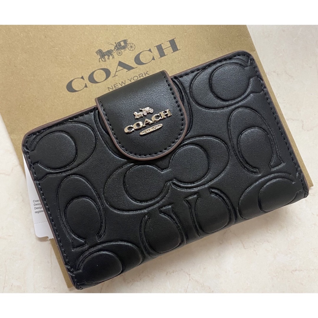 COACH - [新品未使用]✨COACHバイカラー二つ折り財布✨ミニ財布の通販 ...