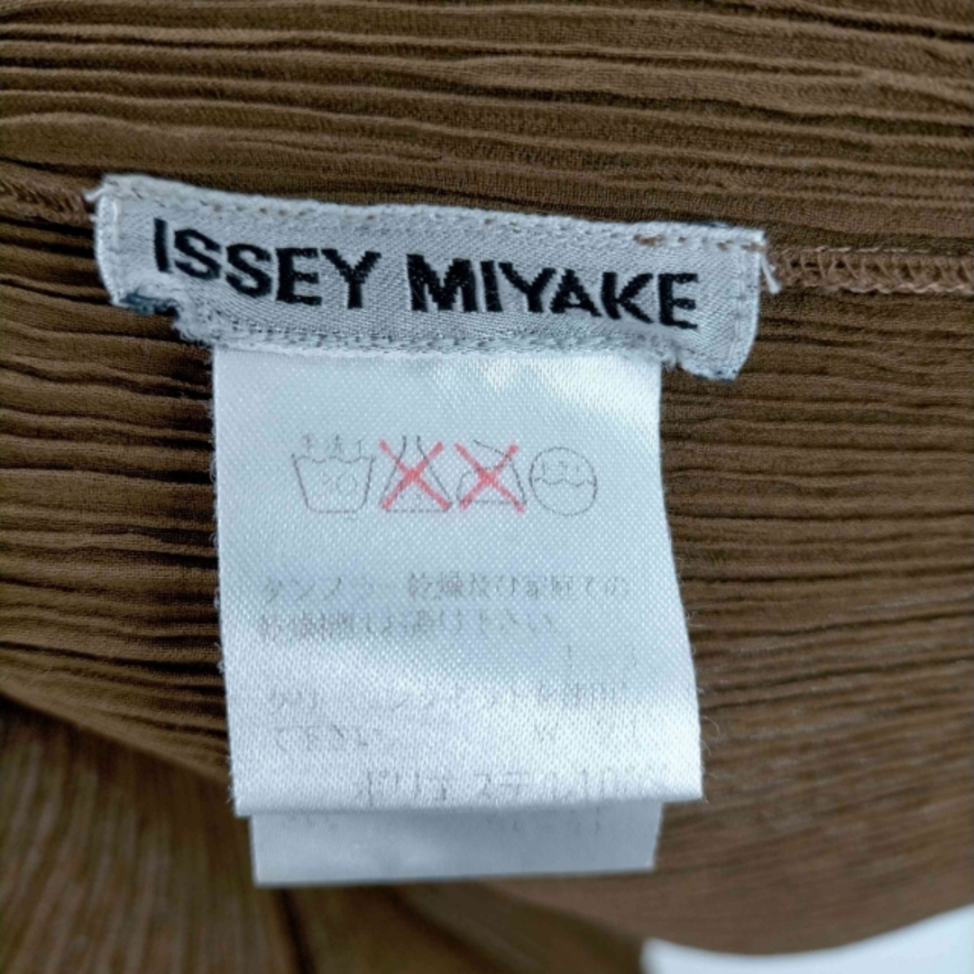 ISSEY MIYAKE(イッセイミヤケ)のISSEY MIYAKE(イッセイミヤケ) レディース トップス その他トップス レディースのトップス(その他)の商品写真