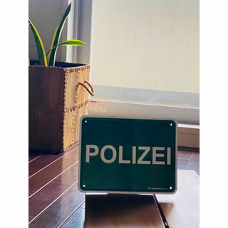 ドイツ雑貨 ブリキ看板 POLIZEI München 【希少】【レア】(置物)