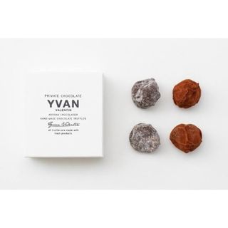 バーニーズニューヨーク(BARNEYS NEW YORK)のYVAN  イヴァン トリュフ 4個入り  2024 限定(菓子/デザート)