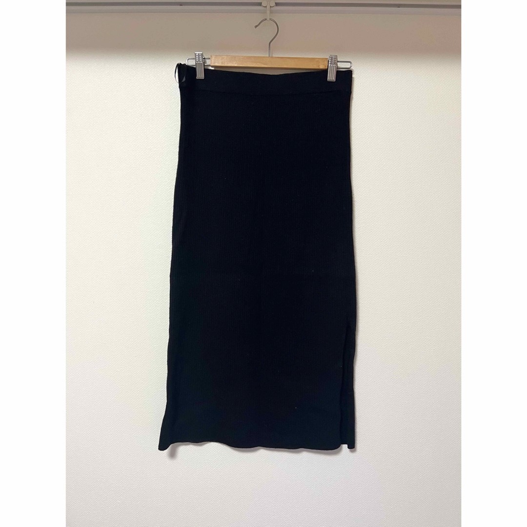 UNIQLO(ユニクロ)のユニクロ　メリノブレンドリブスカート　ブラック レディースのスカート(ロングスカート)の商品写真