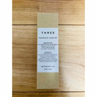 スリー(THREE)のTHREE　ハンドクリーム　新品未使用(ハンドクリーム)