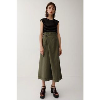 マウジー(moussy)のマウジー　BELTED MILITARY SKIRT(ロングスカート)