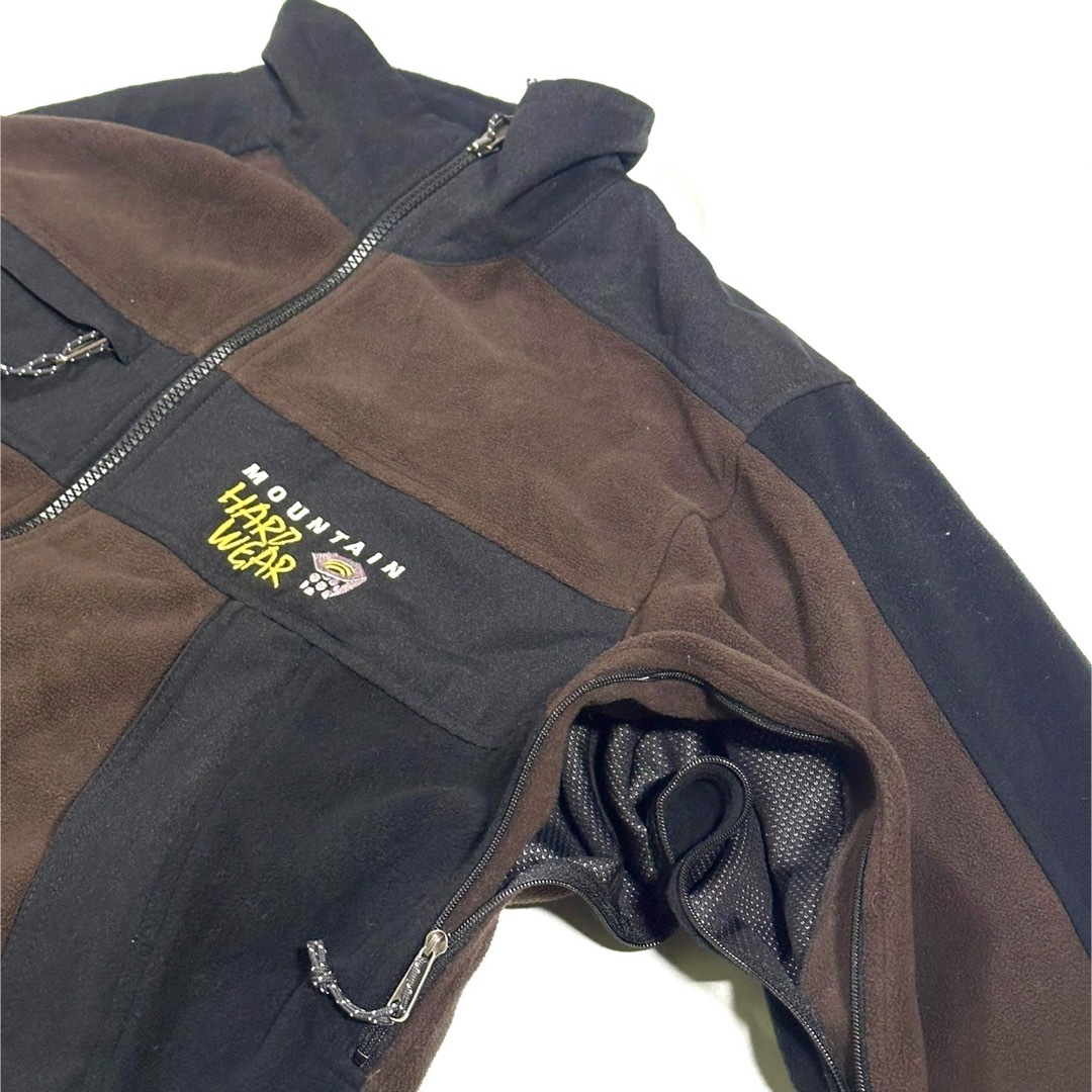 MOUNTAIN HARDWEAR(マウンテンハードウェア)のMOUNTAIN HARDWEAR fleece jacket brown メンズのジャケット/アウター(マウンテンパーカー)の商品写真