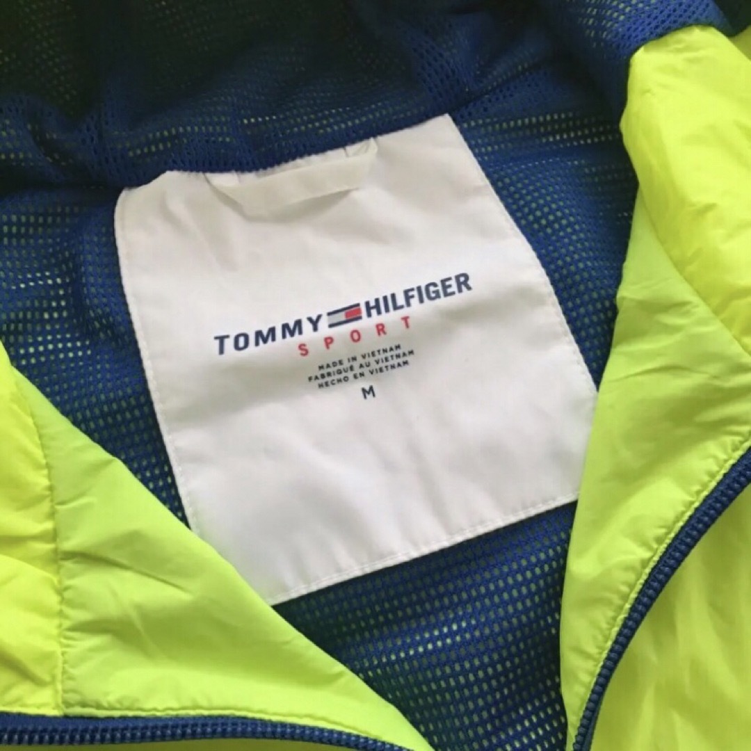 TOMMY HILFIGER(トミーヒルフィガー)のレア 新品 USA トミーヒルフィガー ナイロンジャケット M スポーツ ゴルフ メンズのジャケット/アウター(ナイロンジャケット)の商品写真