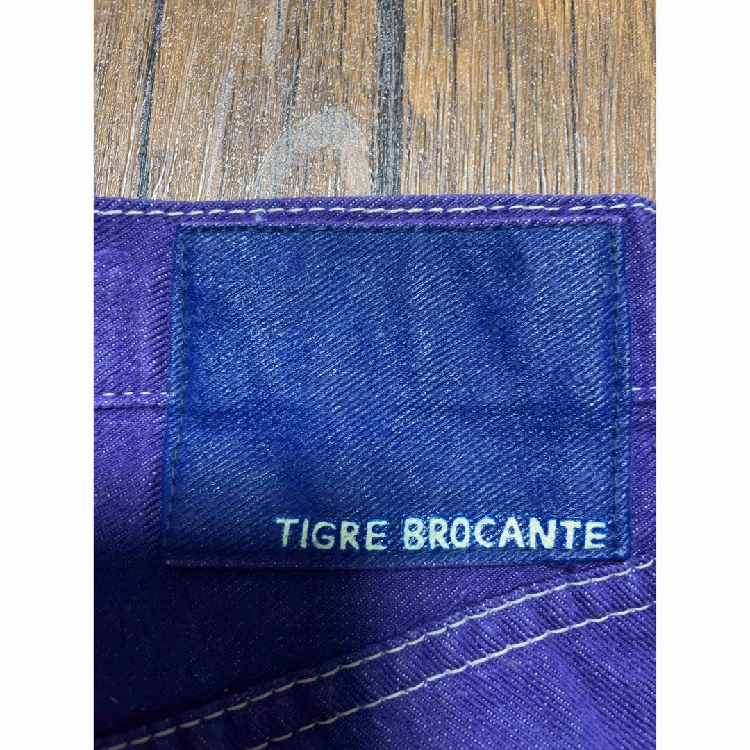 TIGRE BROCANTE(ティグルブロカンテ)の『tigre brocante』ティグルブロカンテ　デニム　ジーンズ　パープル メンズのパンツ(デニム/ジーンズ)の商品写真