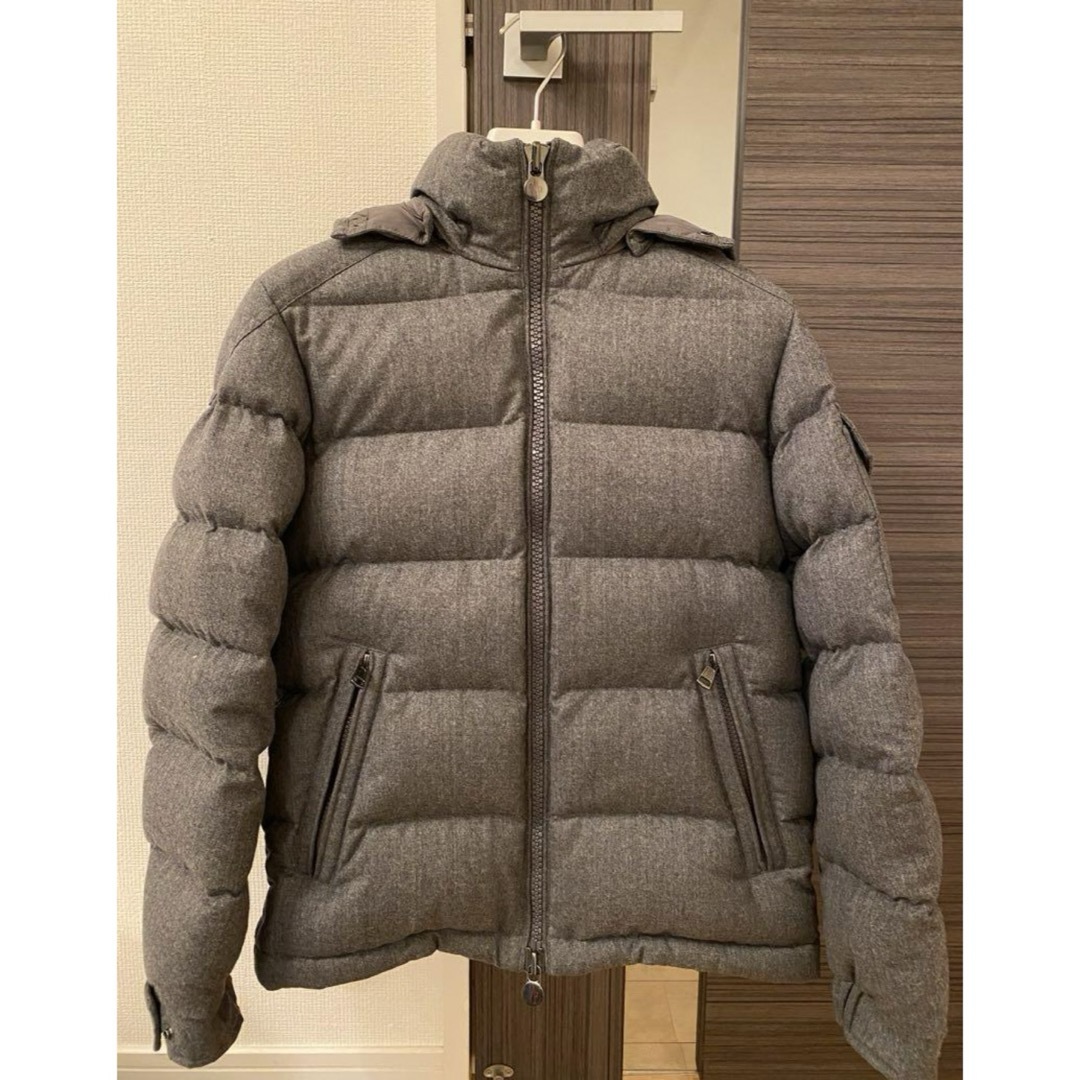 MONCLER(モンクレール)のモンクレール　モンジュネーブル19/20AW ダウン　グレー　サイズ0 メンズのジャケット/アウター(ダウンジャケット)の商品写真