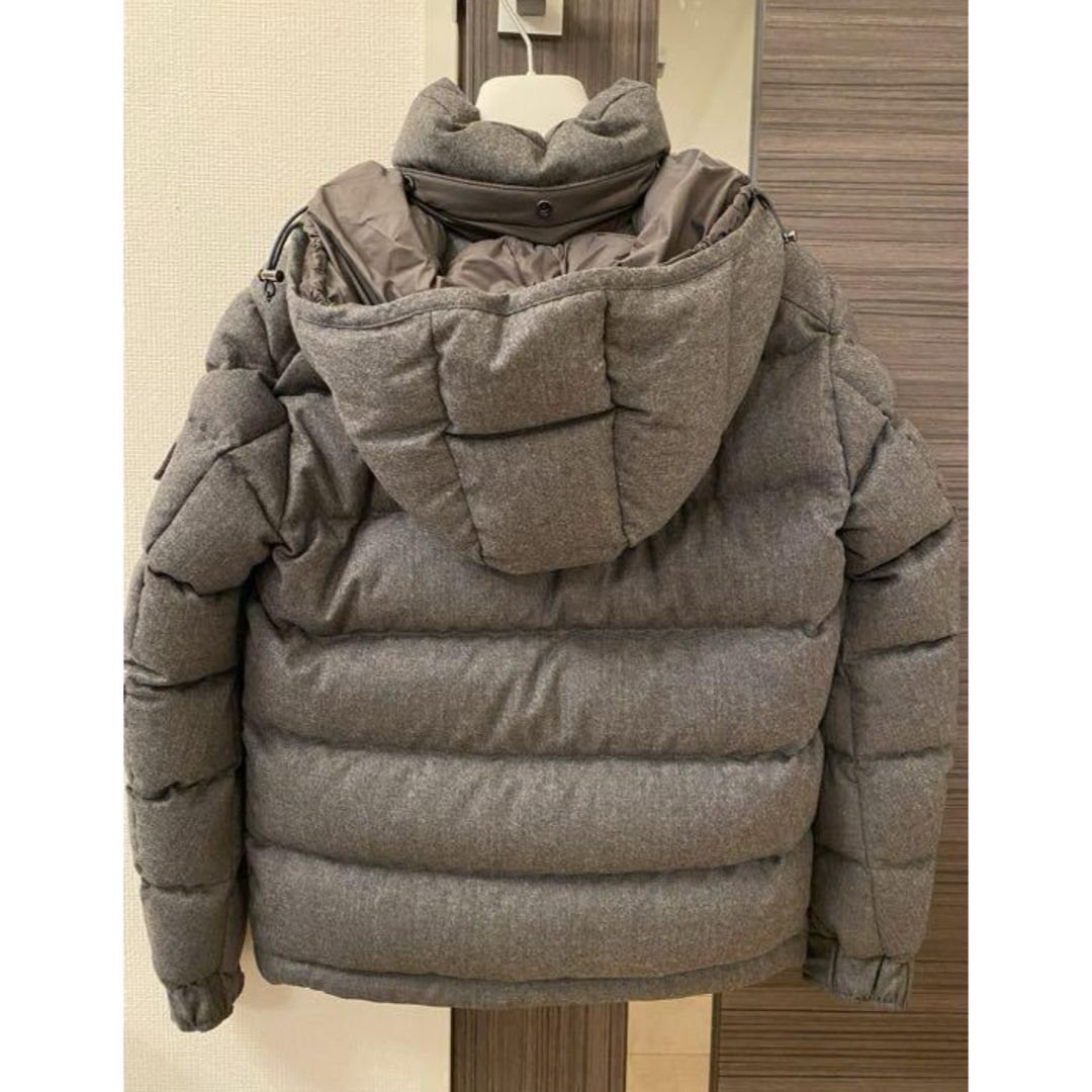 MONCLER(モンクレール)のモンクレール　モンジュネーブル19/20AW ダウン　グレー　サイズ0 メンズのジャケット/アウター(ダウンジャケット)の商品写真