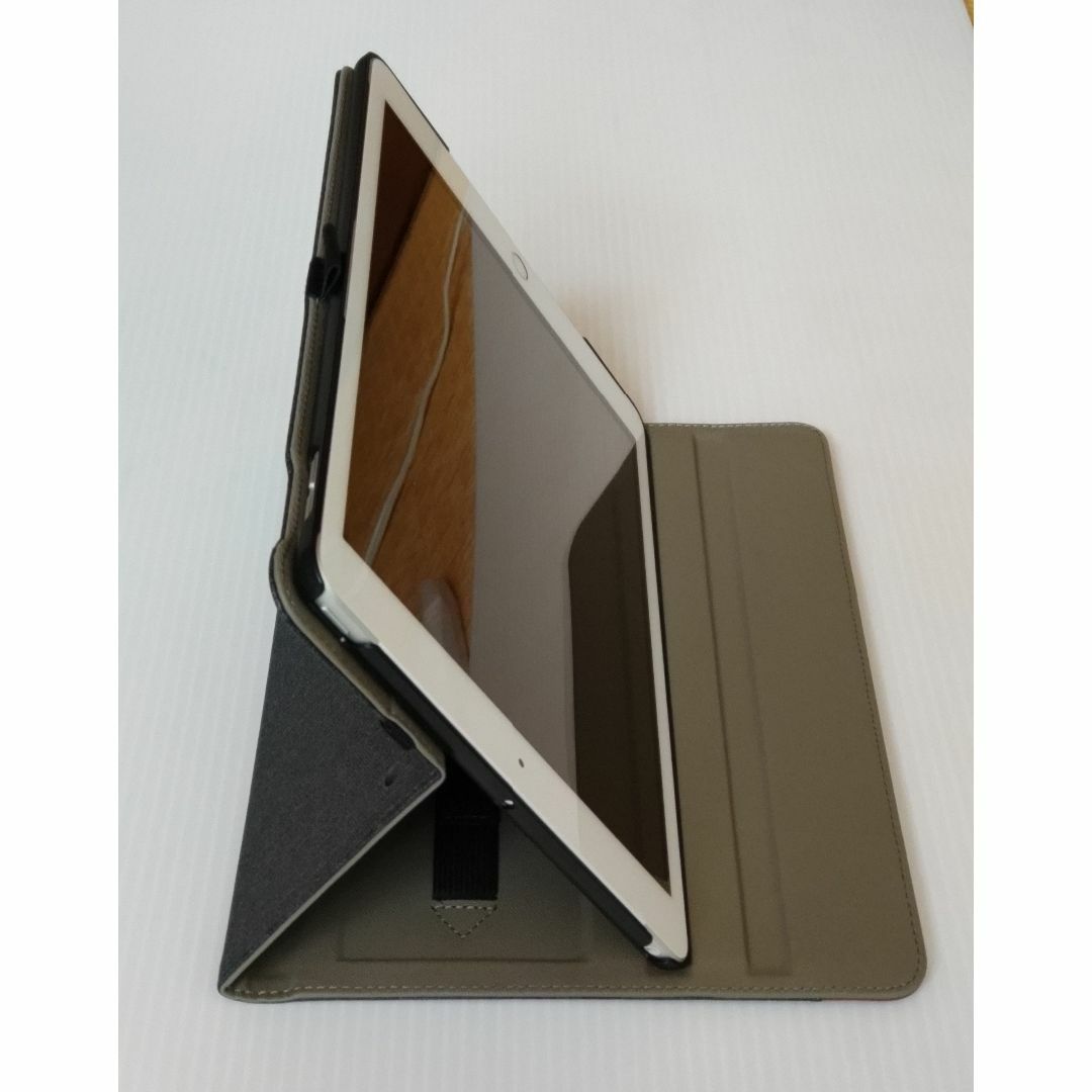 iPad(第8世代)Wi-Fi + Cellular 32GB シルバー iPad(第8世代)Wi-Fi + Cellular 32GB シルバー