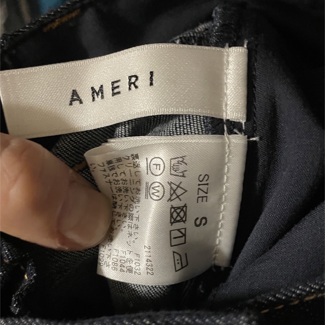 Ameri VINTAGE(アメリヴィンテージ)のAMERI DENIM TIERED SKIRT レディースのスカート(ロングスカート)の商品写真