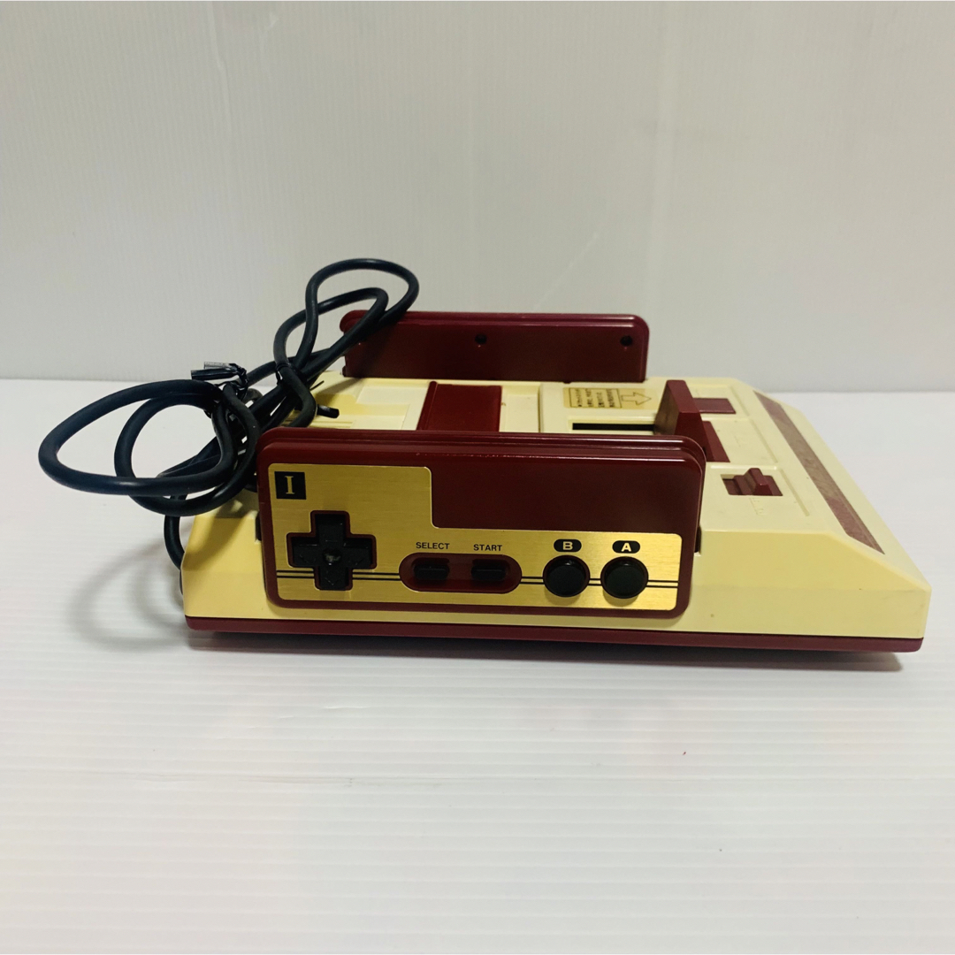 FC ファミコン 本体 HVC-001 ファミリーコンピューター 箱説付 動作品 FC ファミコン 本体 HVC-001 ファミリーコンピューター 箱説付 動作品