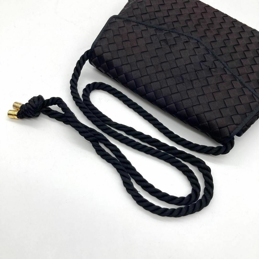 Bottega Veneta(ボッテガヴェネタ)のBOTTEGA VENETA ボッテガヴェネタ サテン ミニショルダーバッグ レディースのバッグ(ショルダーバッグ)の商品写真