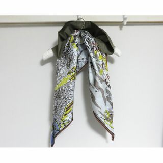 マニプリ(manipuri)の定価2.5万 新品 manipuri フード付き シルク スカーフ 87×87(バンダナ/スカーフ)