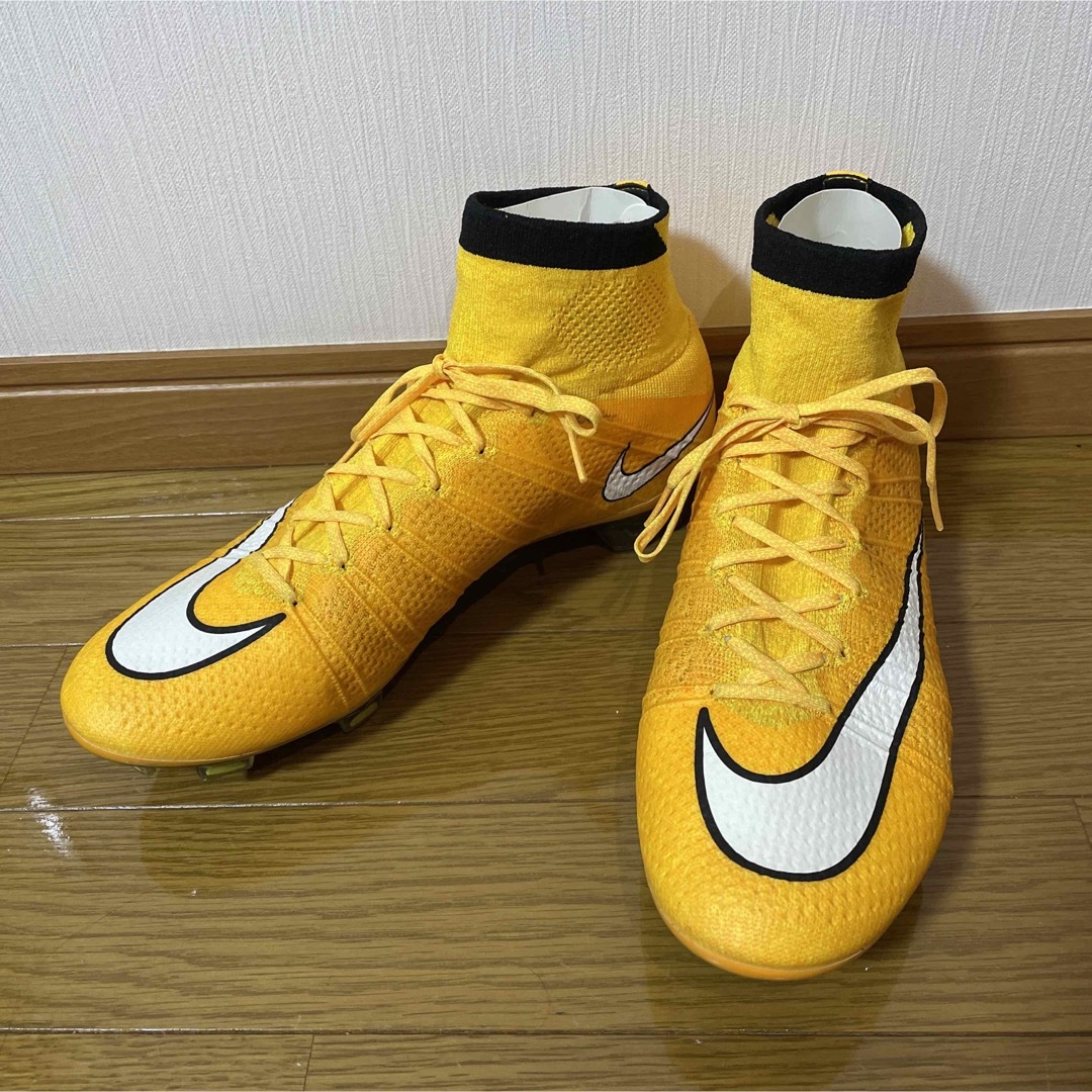 NIKE(ナイキ)のマーキュリアル　スーパーフライ　4 FG 限定カラー オレンジ　26cm スポーツ/アウトドアのサッカー/フットサル(シューズ)の商品写真