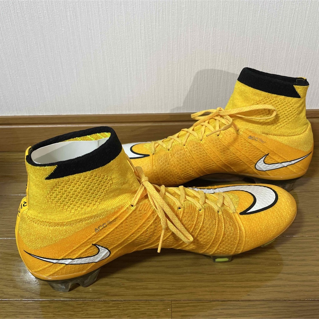 NIKE(ナイキ)のマーキュリアル　スーパーフライ　4 FG 限定カラー オレンジ　26cm スポーツ/アウトドアのサッカー/フットサル(シューズ)の商品写真