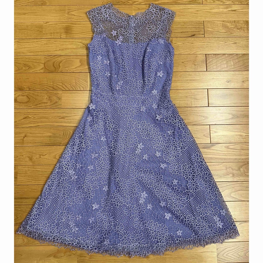 TADASHI SHOJI(タダシショウジ)のタダシショージ　ワンピース　9号 レディースのワンピース(ひざ丈ワンピース)の商品写真