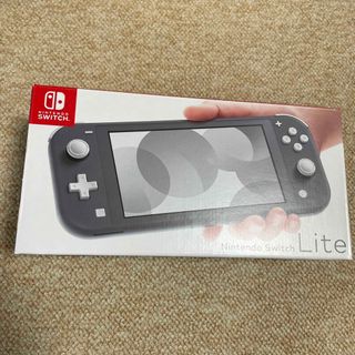 ニンテンドースイッチ(Nintendo Switch)の【新品未開封】Nintendo Switch Liteグレー　メーカー保証あり(家庭用ゲーム機本体)