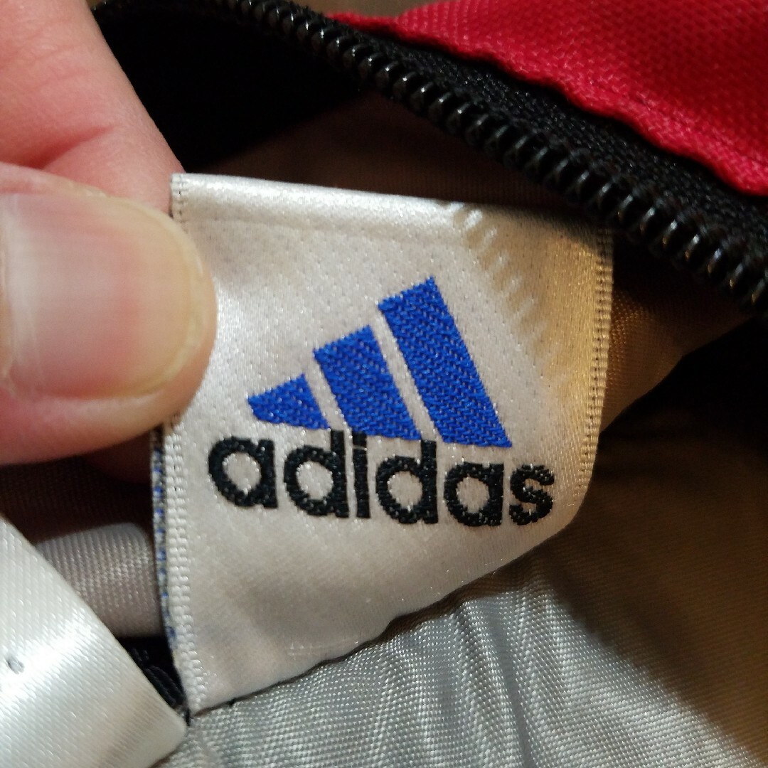 adidas(アディダス)の00's Old adidas Y2K Sling Bag スリングバッグ メンズのバッグ(ショルダーバッグ)の商品写真