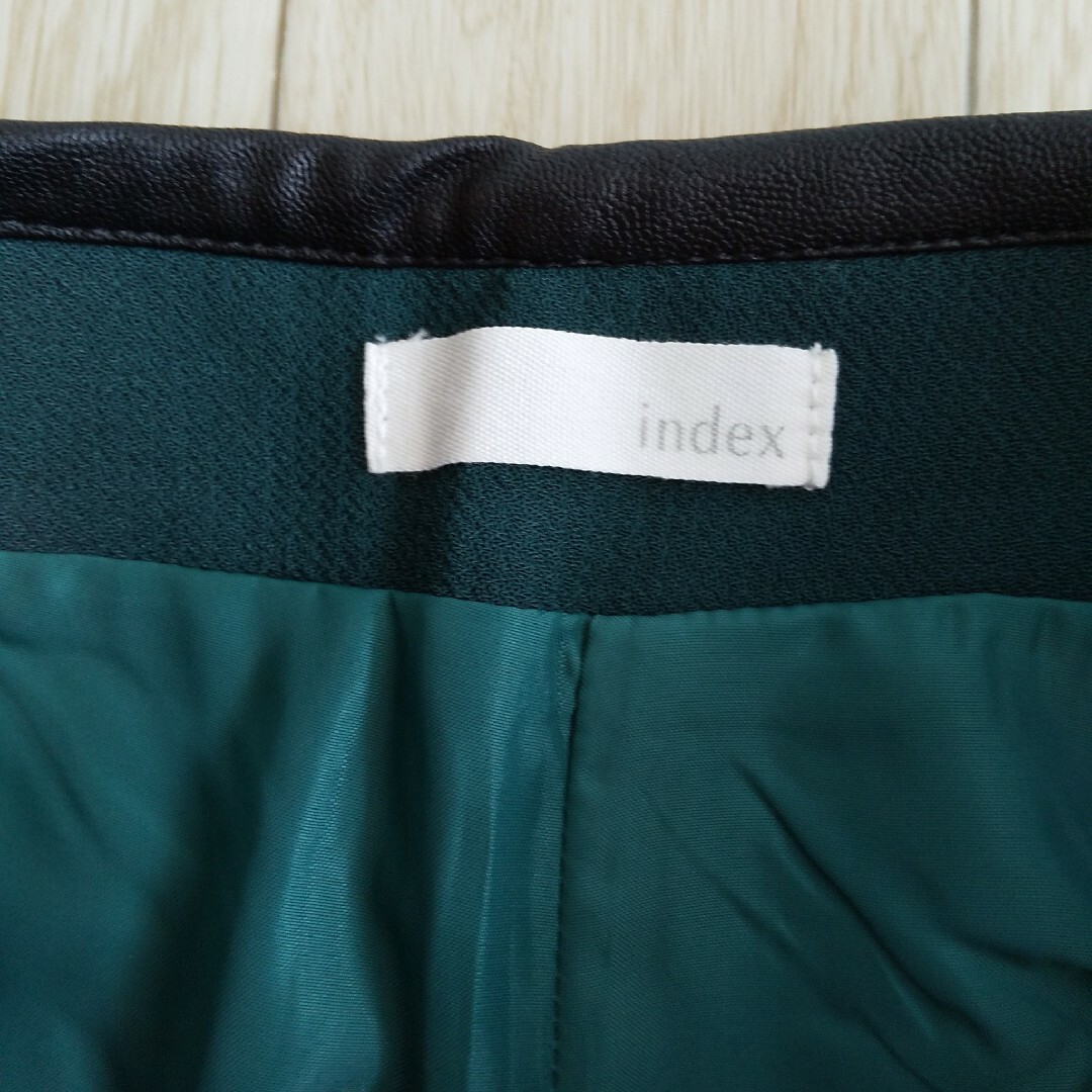 INDEX(インデックス)の値下げ☆index☆新品・タグ付き☆パンツ/M☆f0051-38 レディースのパンツ(ショートパンツ)の商品写真