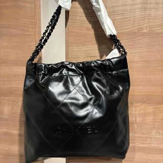 シャネル(CHANEL)の超希少◾️新品◾️シャネル　22 ソーブラック(ハンドバッグ)