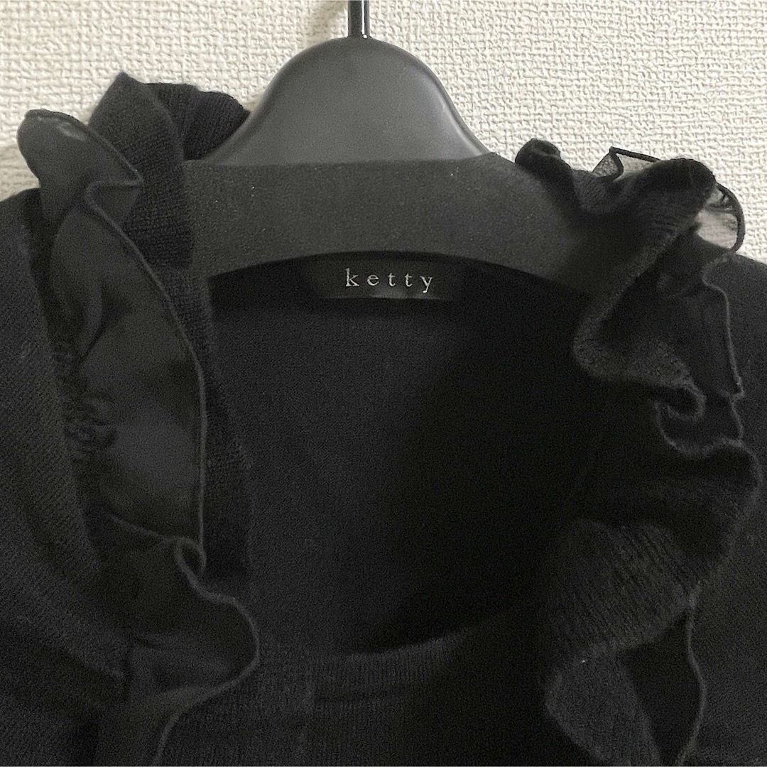 ketty(ケティ)の【KETTYケティ】長袖カットソー　黒 レディースのトップス(カットソー(長袖/七分))の商品写真