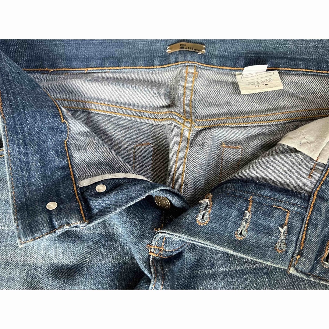 John Galliano(ジョンガリアーノ)の[レア/美品] ジョンガリアーノの美シルエットデニム メンズのパンツ(デニム/ジーンズ)の商品写真