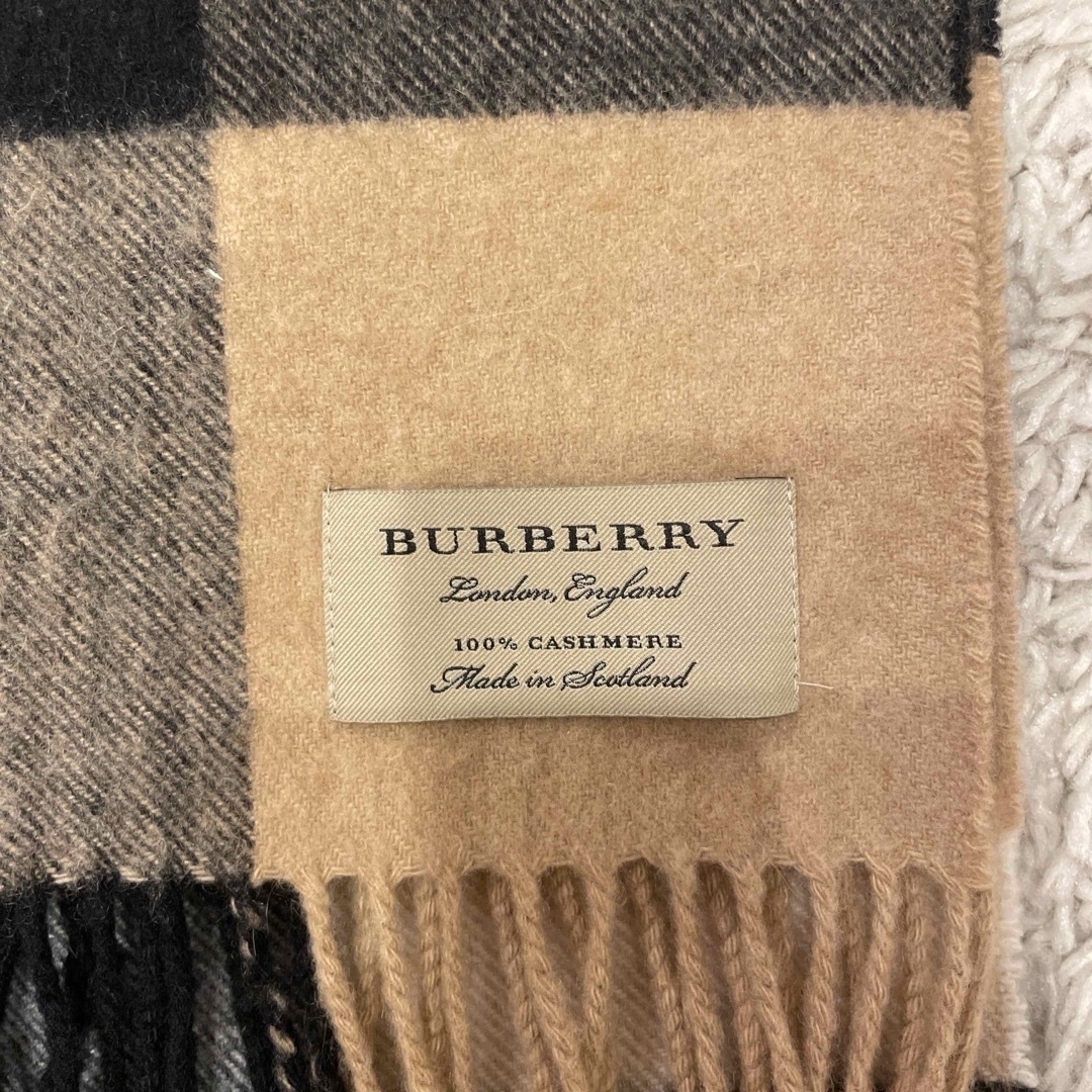 BURBERRY(バーバリー)のバーバリー　マフラー レディースのファッション小物(マフラー/ショール)の商品写真