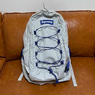 シュプリーム(Supreme)の22SS Supreme Backpack シルバー 青 白 美品(バッグパック/リュック)