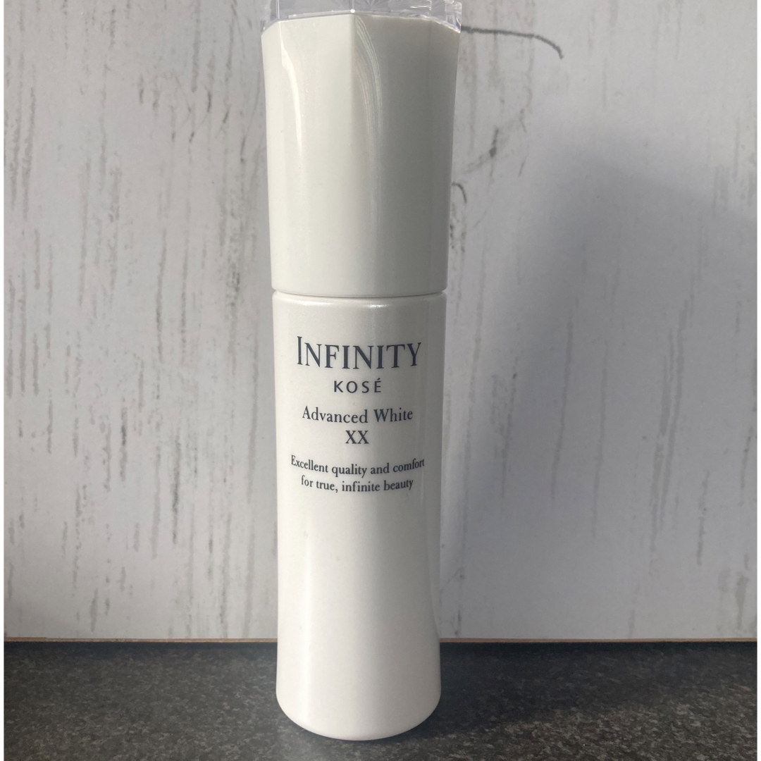 Infinity(インフィニティ)の【新品】★INFINITY アドバンスト ホワイト XX 40ml★ コスメ/美容のスキンケア/基礎化粧品(美容液)の商品写真