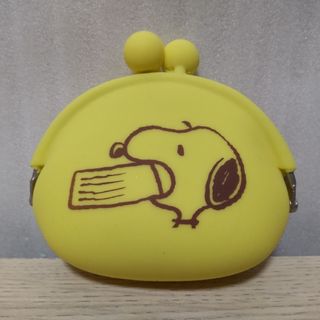 スヌーピー(SNOOPY)のSNOOPY シリコン がま口/イエロー(キャラクターグッズ)