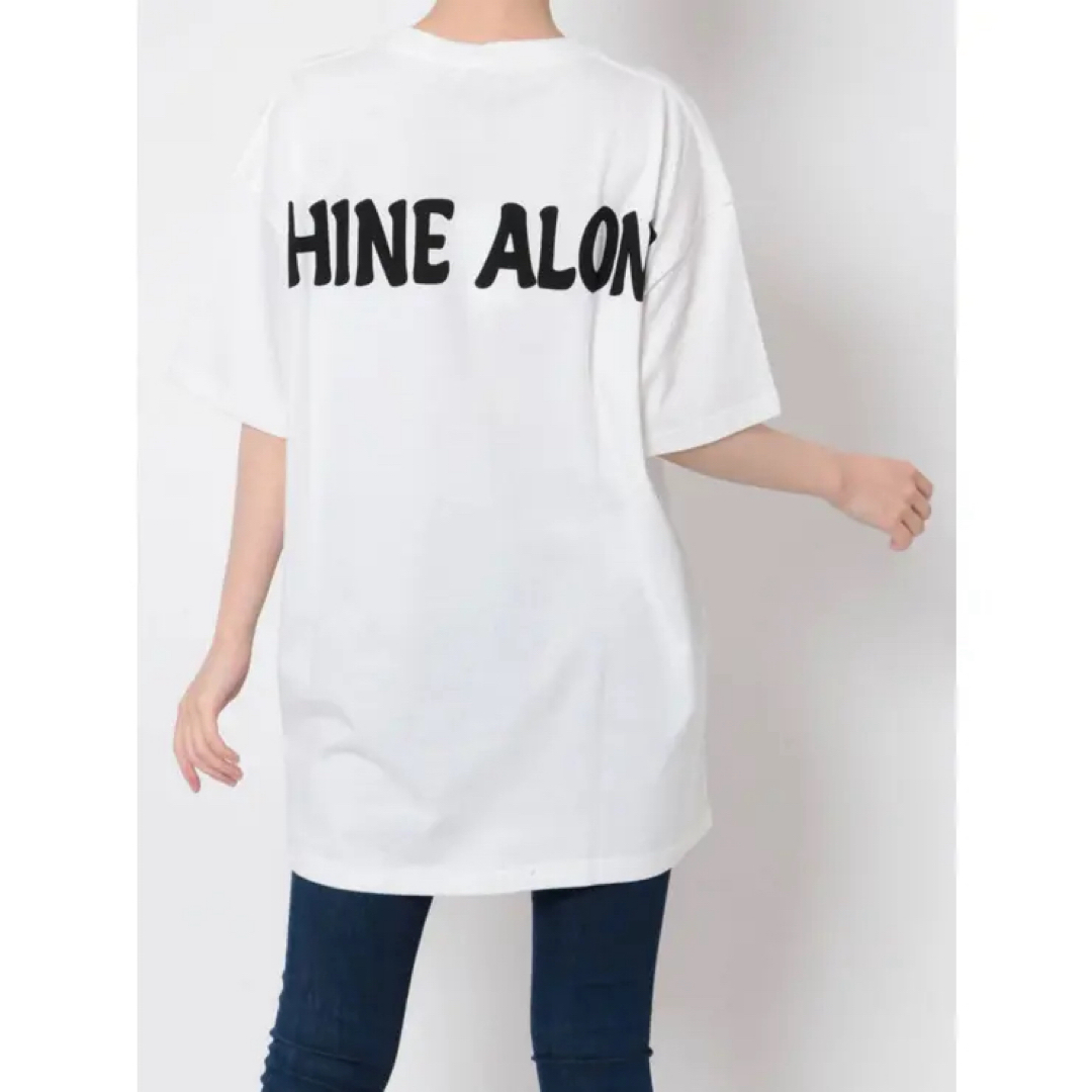 GYDA(ジェイダ)の定価3990円　新品タグ付　GYDA SHINE ALONE BIG Tシャツ レディースのトップス(Tシャツ(半袖/袖なし))の商品写真