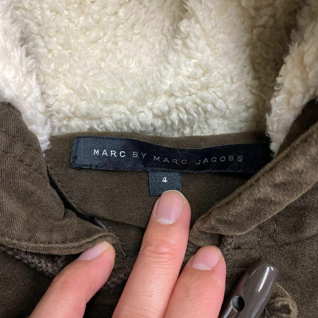 MARC BY MARC JACOBS(マークバイマークジェイコブス)のマークジェイコブス　コート　ボア　ダッフルコート　古着 レディースのジャケット/アウター(ミリタリージャケット)の商品写真