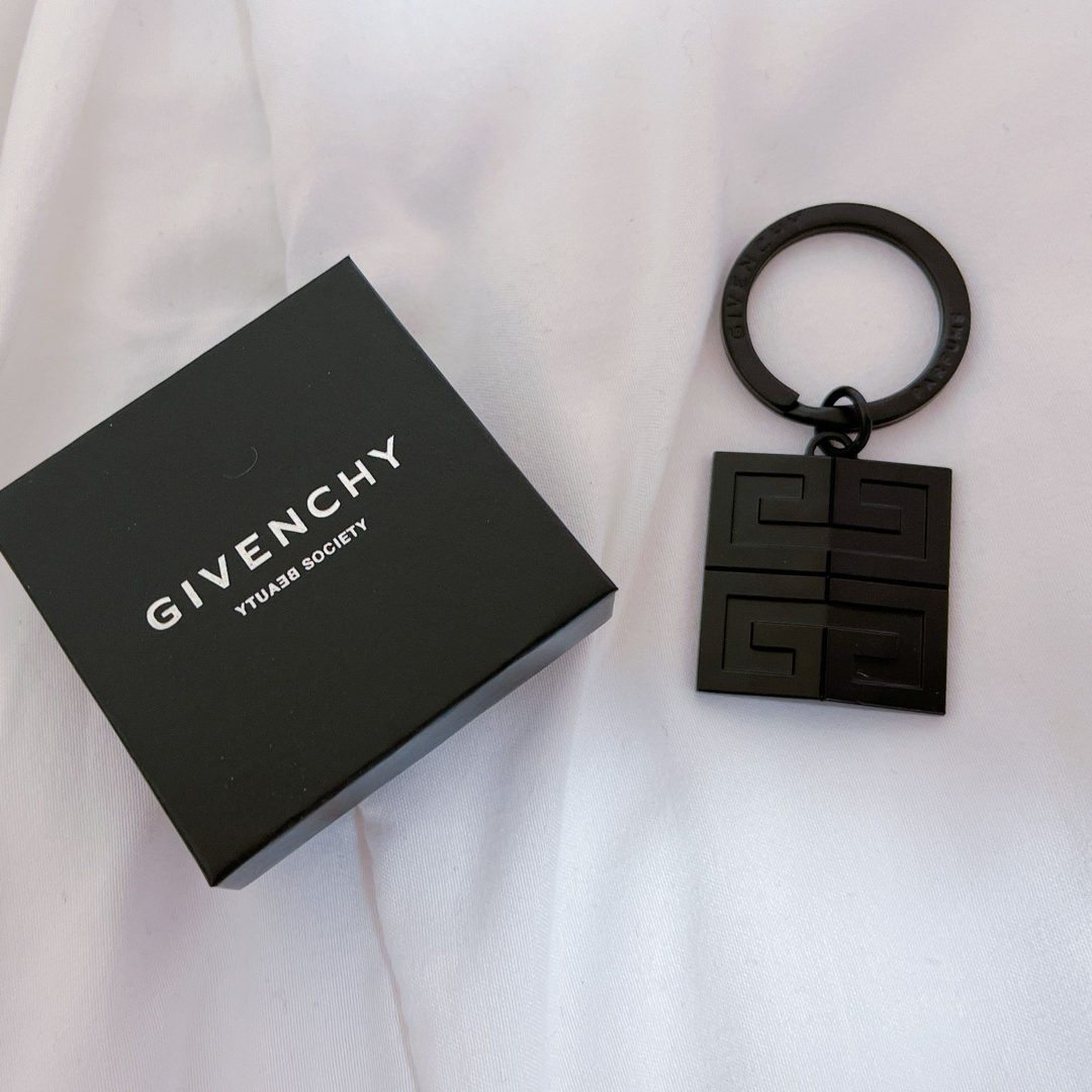 GIVENCHY(ジバンシィ)のGIVENCHY チャーム レディースのアクセサリー(チャーム)の商品写真