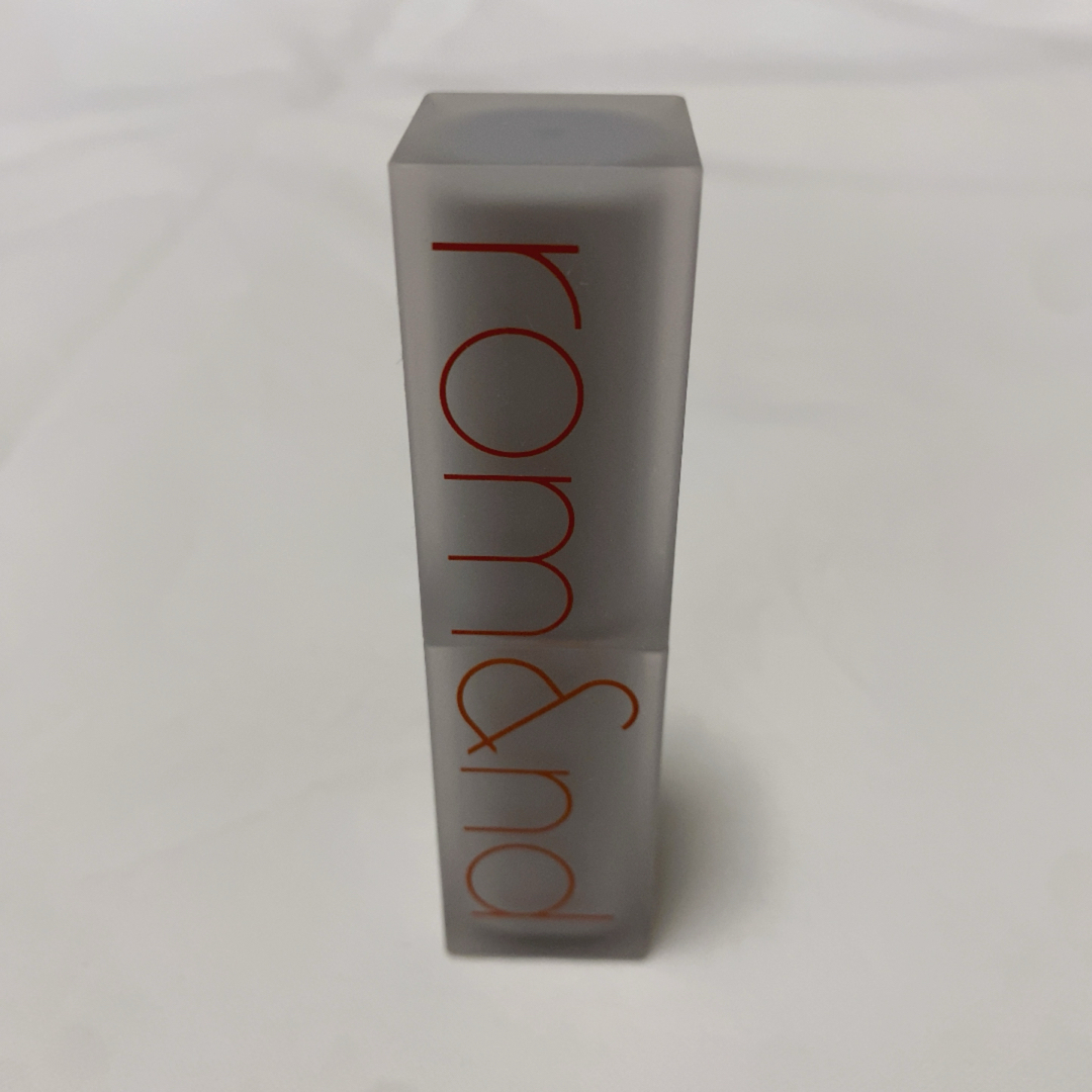 rom&nd(ロムアンド)のrom& nd ZERO MATTE LIPSTICK ゼロマットリップスティッ コスメ/美容のベースメイク/化粧品(その他)の商品写真