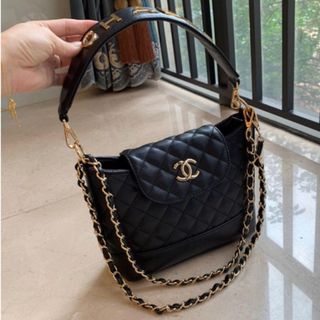 CHANEL - BG436 used CHANEL vintage マトラッセ チェーン バッグの ...