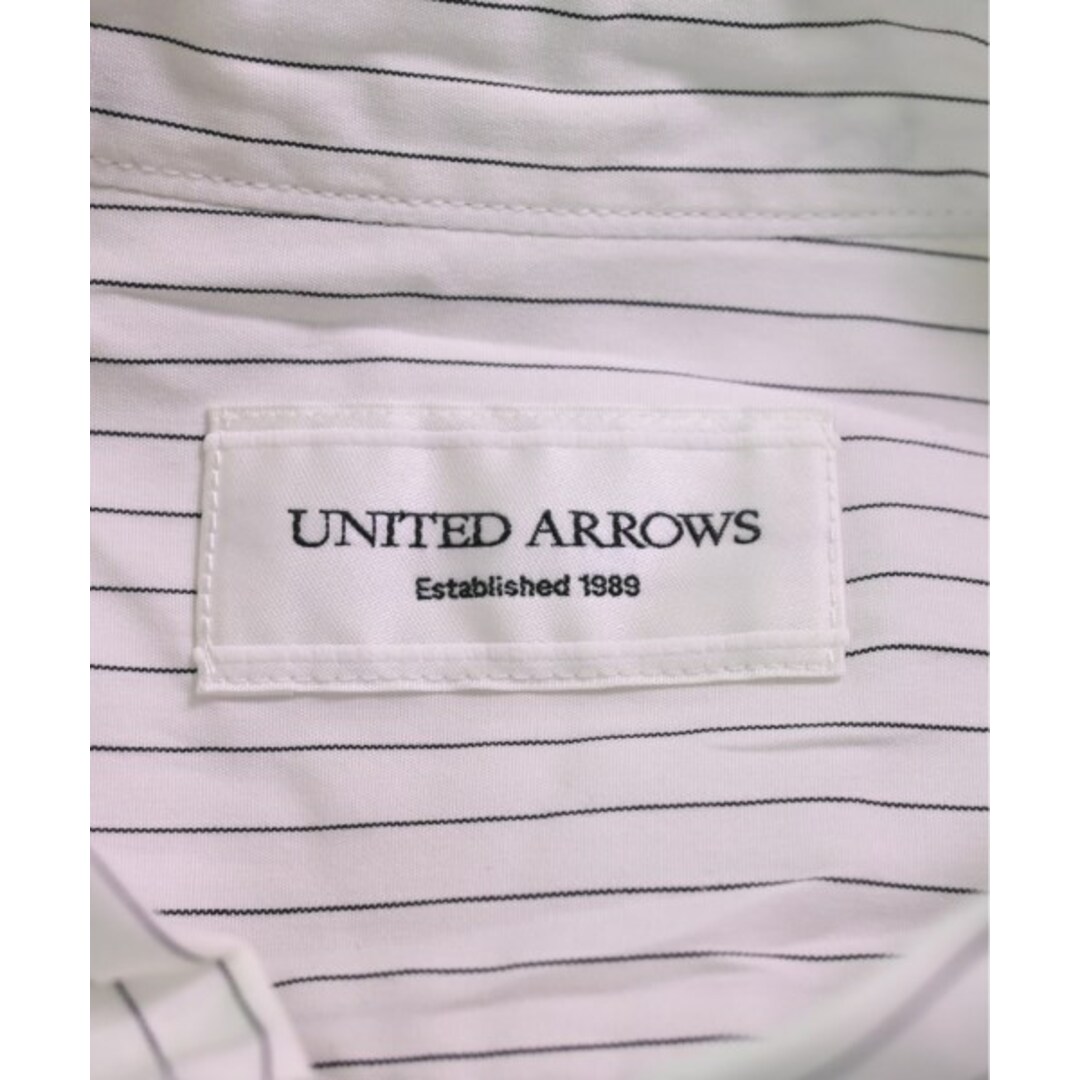 UNITED ARROWS(ユナイテッドアローズ)のUNITED ARROWS カジュアルシャツ L 白x黒(ストライプ) 【古着】【中古】 メンズのトップス(シャツ)の商品写真