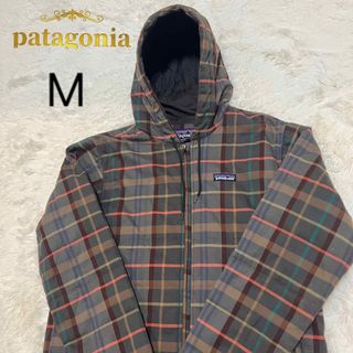 パタゴニア(patagonia)の○パタゴニア  キルティング　パーカー　ブラウン　チェック　M(その他)