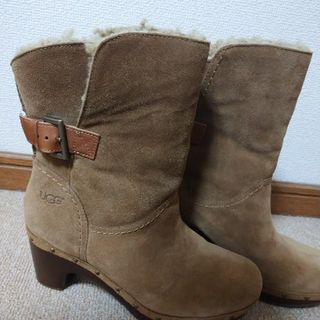 アグ(UGG)のUGG ボアブーツ(ブーツ)