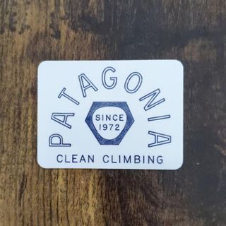 パタゴニア(patagonia)の(縦3.9cm横5.2cm)patagonia パタゴニア　公式ステッカー(その他)